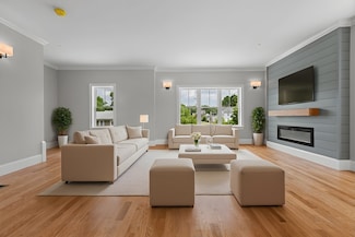 22 Pleasant St Unit C, Mansfield, MA 02048