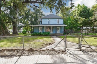 311 S Lake Arthur Ave, Jennings, LA 70546