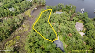 143 Shoreline Ct, Oriental, NC 28571