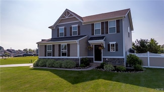 4459 Pace Ln, Clay, NY 13041