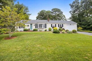 14 Rabbit Run, Yarmouth Port, MA 02675