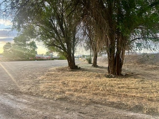1321 N 6th St, Greybull, WY 82426