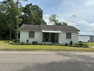 111 Helen St, Dothan, AL 36301
