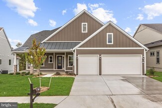 114 Witherod Ct, Lake Frederick, VA 22630