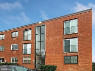3415 5th St SE Unit 46, Washington, DC 20032