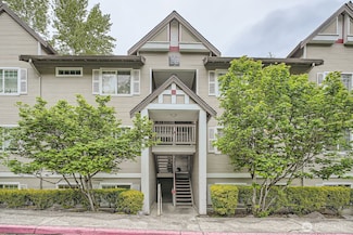 18501 SE Newport Way Unit J240, Issaquah, WA 98027