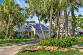 2003 NW 22nd St, Stuart, FL 34994