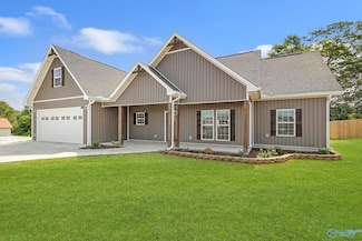 128 Carrington Ln, Albertville, AL 35950