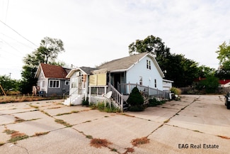 2360 E Apple Ave, Muskegon, MI 49442