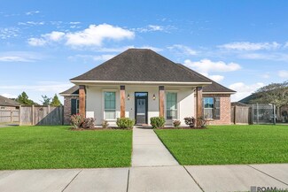 10139 Autumn Ct, Denham Springs, LA 70726