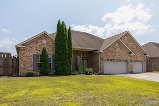 2213 Naples Dr SW, Decatur, AL 35603