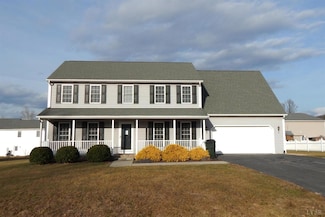 18 Lady Slipper Dr, Waynesboro, VA 22980