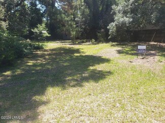 40 Grays Hill, Beaufort, SC 29906