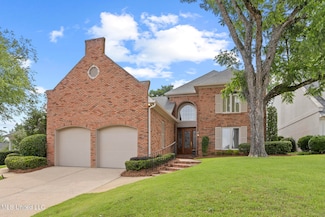 36 Autumn Hill Dr, Jackson, MS 39211