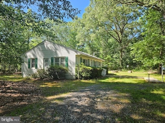 161 Electric Ave, Heathsville, VA 22473