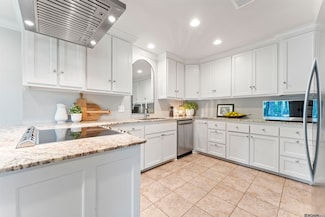 13141 Devall Rd, Baton Rouge, LA 70818