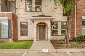 242 Forest Dr, College Station, TX 77840