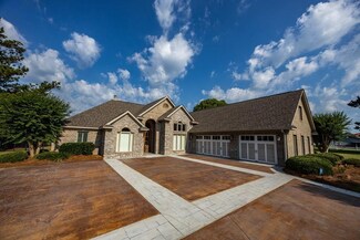 104 Olympia Dr, Eufaula, AL 36027