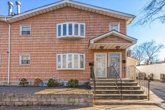 135-07 223rd St, Jamaica, NY 11413