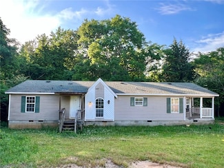 12517 Lee Road 379, Valley, AL 36854