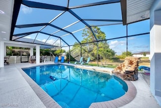 1011 NW 19th St, Cape Coral, FL 33993