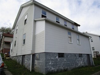 309 Klondike Dr, Latrobe, PA 15650