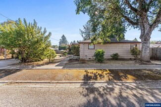 333 Cleveland St, Lebanon, OR 97355