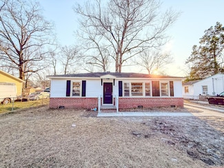 17 Stratton Dr, North Charleston, SC 29420