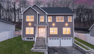 24 Hillandale Rd, Danbury, CT 06811