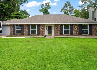 403 Evergreen Dr, Mandeville, LA 70471