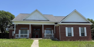 5437 Edgewater Ct, Willis, TX 77318