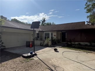 5830 W Spicey Hill Dr, Homosassa, FL 34448