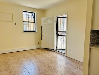 3116 E Tremont Ave Unit 1R, Bronx, NY 10461