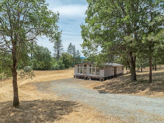 5478 Monument Dr, Grants Pass, OR 97526
