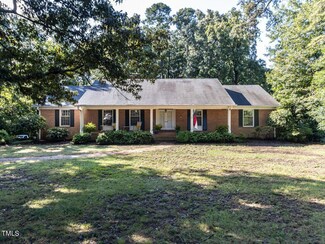 3203 Leonard St, Raleigh, NC 27607