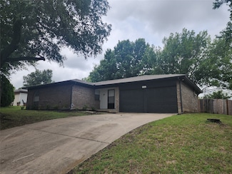 5309 Wolens Way, Fort Worth, TX 76133