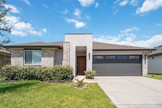7730 Robert Ln, Rosharon, TX 77583