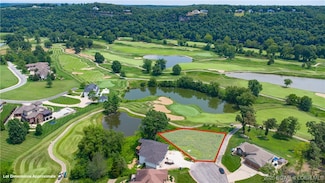271 Oakmont Ave, Lake Ozark, MO 65049