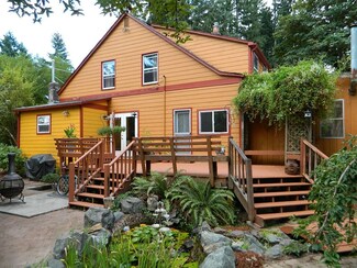 12719 10th Ave NE, Seattle, WA 98125