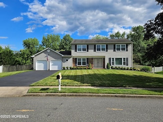 217 Betsy Ross Dr, Freehold, NJ 07728