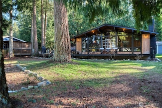 1975 Wellington Rd, Point Roberts, WA 98281