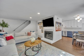7462 E Northwest Hwy Unit 128, Dallas, TX 75231