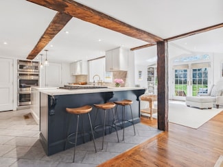 101 Elm St, Marblehead, MA 01945