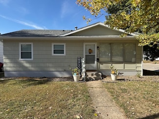101 S Miller St, Clinton, IL 61727