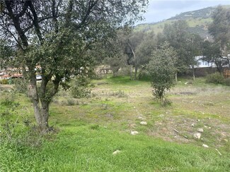 3188 3rd St, Clear Lake, CA 95422