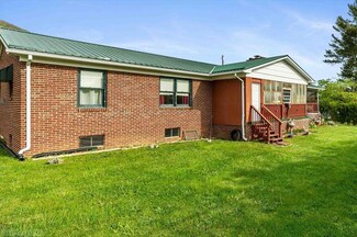 104 Virginia St, Pearisburg, VA 24134