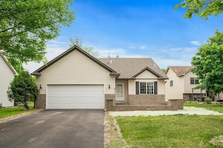 811 Isanti Pkwy NW, Isanti, MN 55040