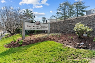 10 Shackle Way, Swampscott, MA 01907