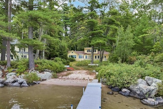58 Point O Pines Rd, Wolfeboro, NH 03894