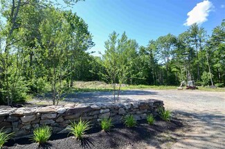 1 Autumn Ln, Rye, NH 03870